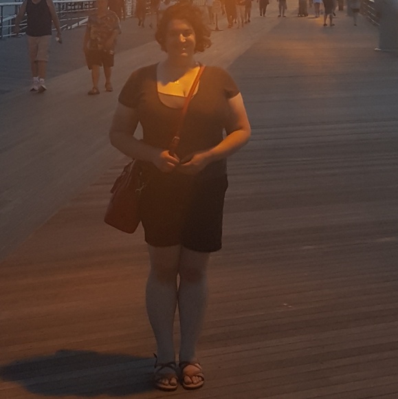 Meet your Posher, Jodi - Picture 2 of 2